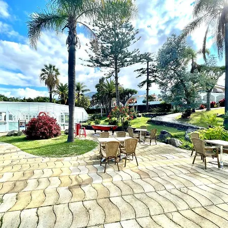 Апартаменты Studio E With Wifi, Pool And Amazing View