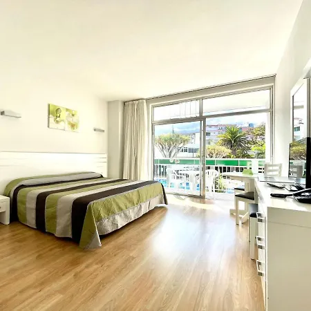 Studio E With Wifi, Pool And Amazing View Apartmán *