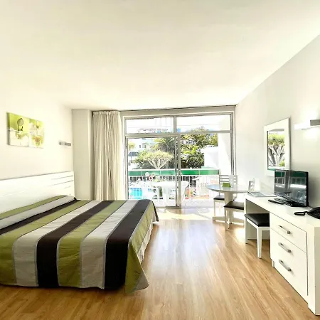 Studio E With Wifi, Pool And Amazing View Apartmán
